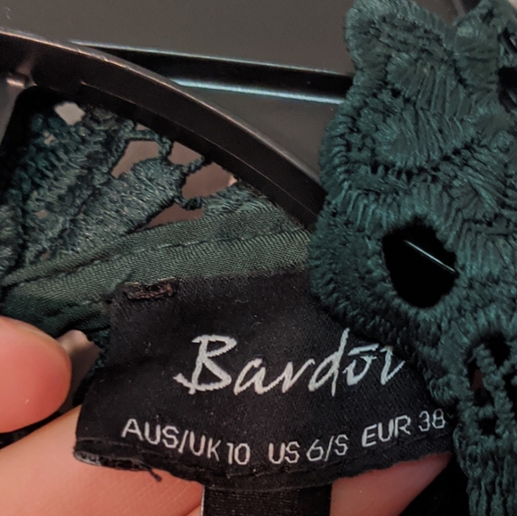 New with Tags BARDOT lace dress, size small - Picture 7 of 9